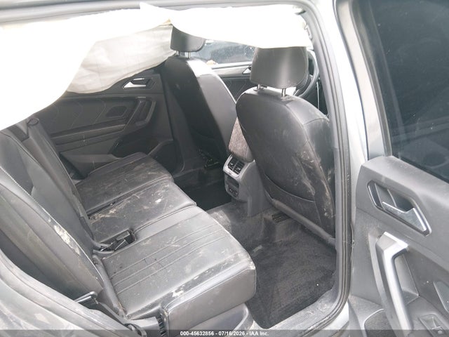 2024 Volkswagen Tiguan 2.0t Se R-line Black მანქანა იყიდება აუქციონზე, vin: 3VV8B7AX5RM038899, აუქციონის ნომერი: 45632856