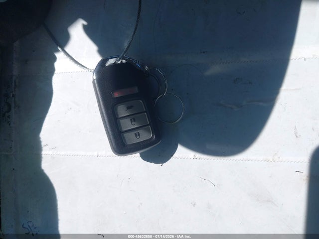 3HGGK5H82KM740196 Honda FIT EX