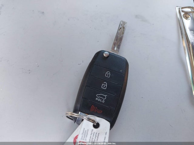 KIA Soul 2017 KNDJN2A24H7496649 Image 11