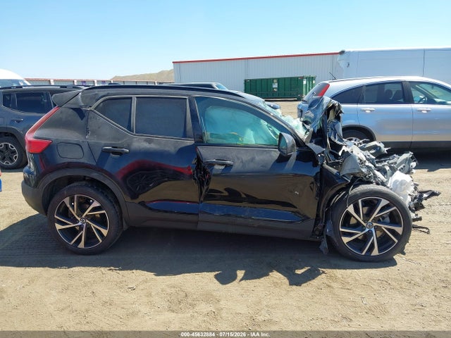 Продажа на аукционе авто 2022 Volvo Xc40 T5 R-design, vin: YV4162UM0N2644845, номер лота: 45632884