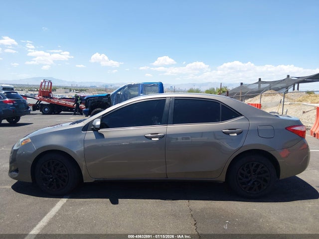 Toyota COROLLA LE 2018 2T1BURHEXJC988431 Image 15