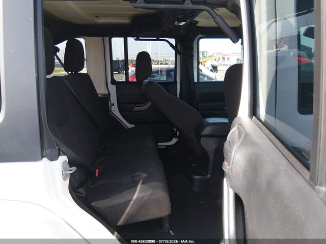 2015 Jeep Wrangler Unlimited Sport მანქანა იყიდება აუქციონზე, vin: 1C4BJWDG5FL665385, აუქციონის ნომერი: 45632898