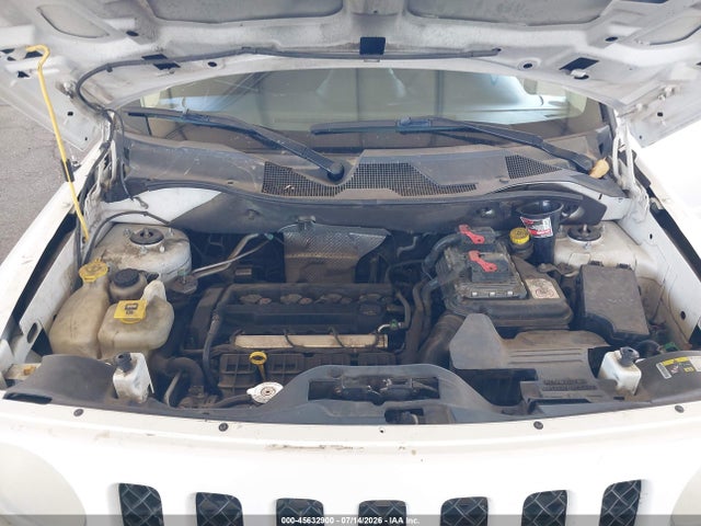 1C4NJPBA8ED545994 Jeep Patriot Sport