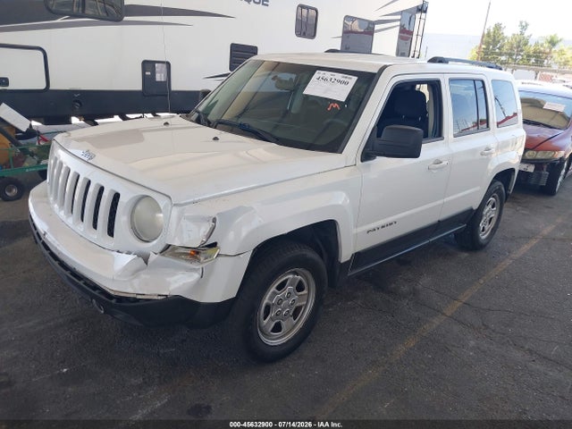 1C4NJPBA8ED545994 Jeep Patriot Sport