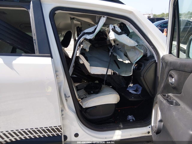 45632904 :رقم المزاد ، ZACNJDA1XNPP01404 vin ، 2022 Jeep Renegade Sport 4x4 مزاد بيع
