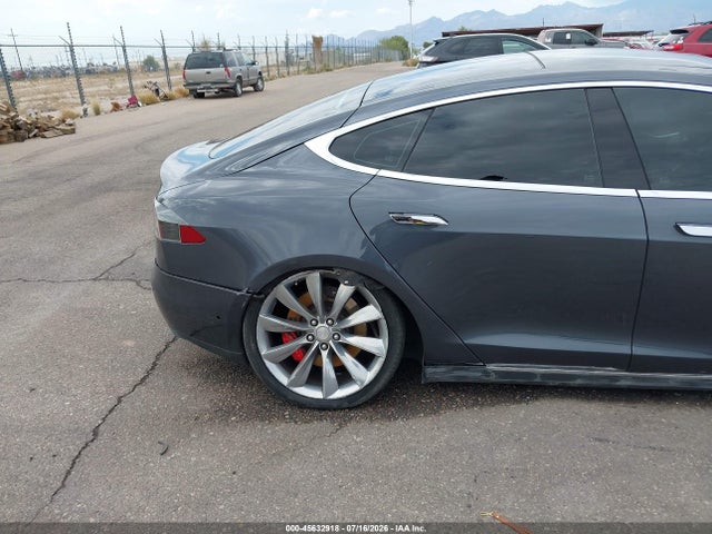 Tesla Model S 85d/p85d 2015 5YJSA1E48FF116158 Image 20