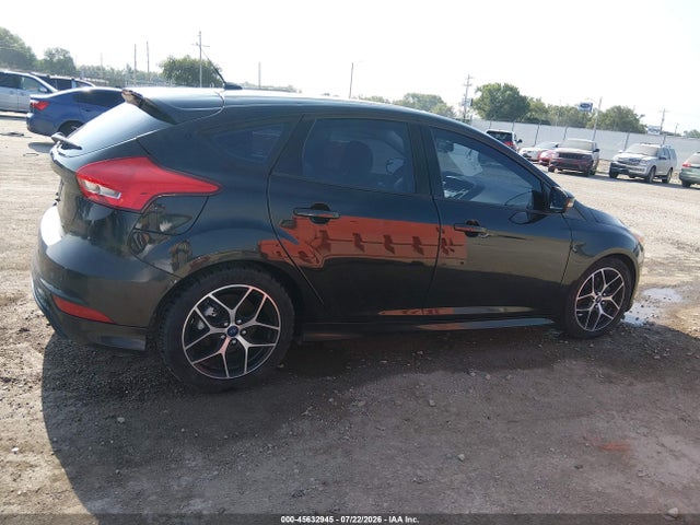 1FADP3K23FL357991 Ford FOCUS SE