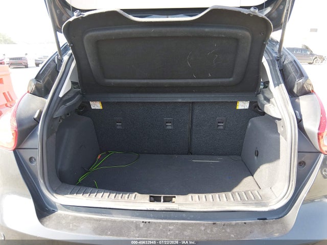 1FADP3K23FL357991 Ford FOCUS SE
