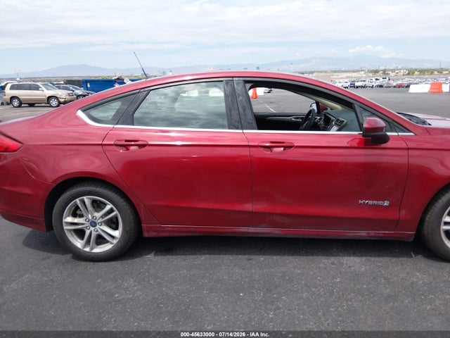 3FA6P0LUXJR158728 Ford Fusion Hybrid Se