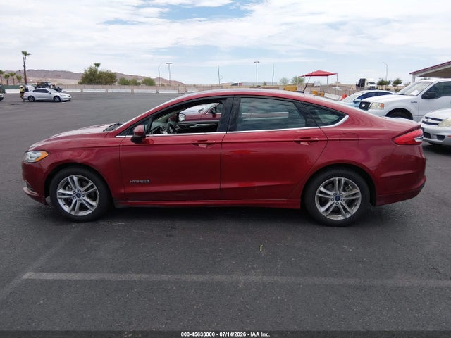 3FA6P0LUXJR158728 Ford Fusion Hybrid Se