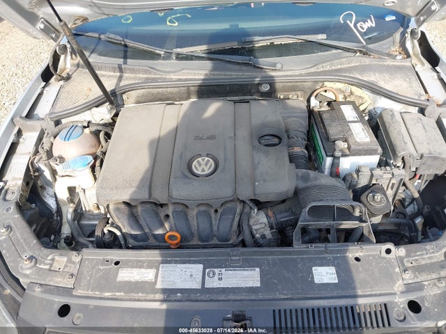 2013 Volkswagen Passat 2.5l Se მანქანა იყიდება აუქციონზე, vin: 1VWBP7A3XDC122310, აუქციონის ნომერი: 45633028