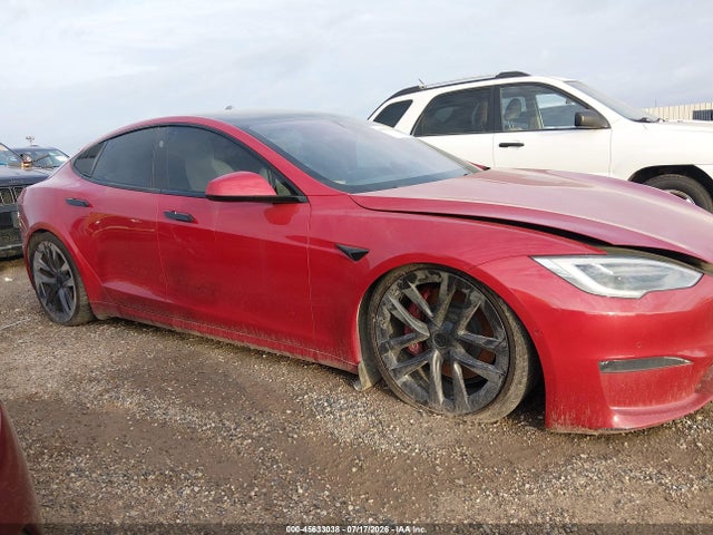 5YJSA1E67NF462623 Tesla Model S Plaid Tri Motor All-wheel Drive