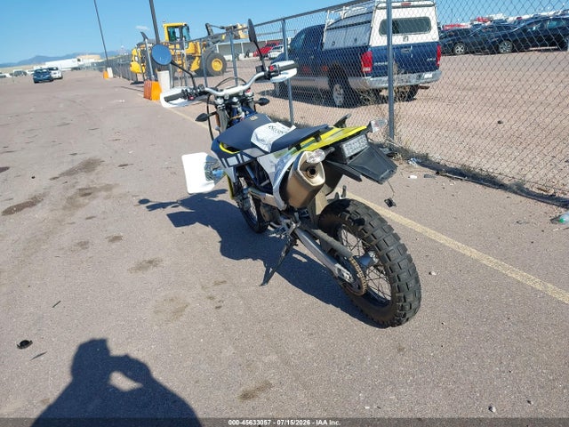 VBKUEV408RM765116 Husqvarna 701 Enduro