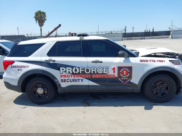Ford Police Interceptor Utility 2020 1FM5K8AW2LGA84458 Image 13