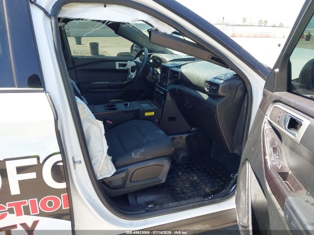 Ford Police Interceptor Utility 2020 1FM5K8AW2LGA84458 Image 5