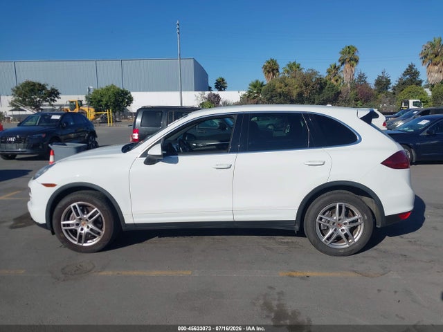 Porsche Cayenne 2014 WP1AA2A20ELA00176 Image 15