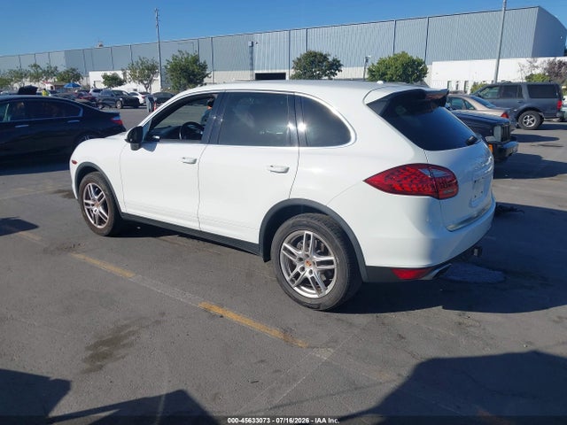 Porsche Cayenne 2014 WP1AA2A20ELA00176 Image 3
