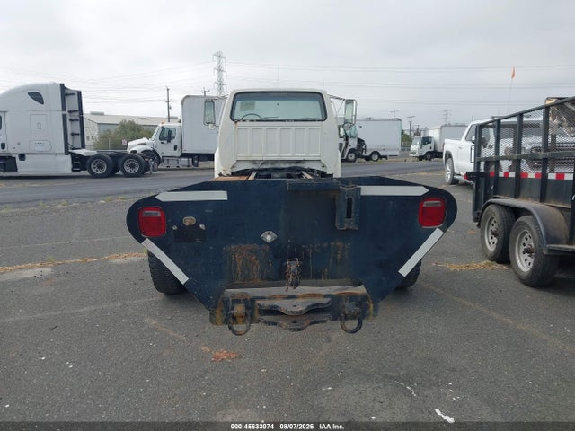 45633074 :رقم المزاد ، 1FDNF70J4VVA17850 vin ، 1997 Ford F700 مزاد بيع