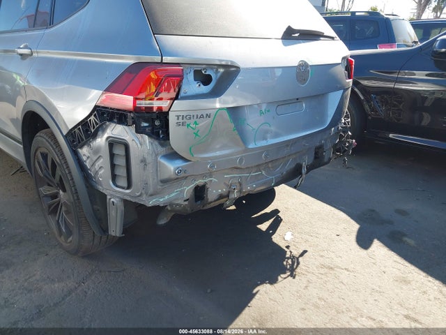 3VV3B7AX7MM013585 Volkswagen Tiguan 2.0t Se/2.0t Se R-line Black/2.0t Sel