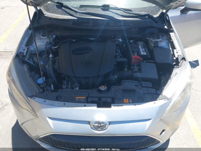 Toyota YARIS LE 2019 3MYDLBYV5KY511475 Image 10