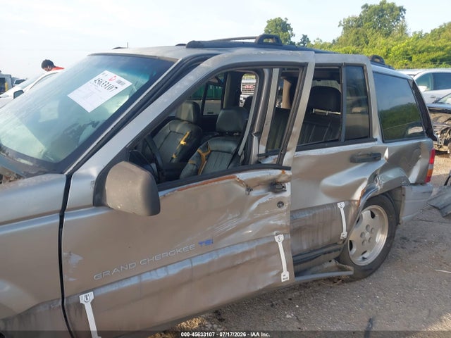 Aukcja sprzedaży 1998 Jeep Grand Cherokee Laredo, vin: 1J4GX58Y3WC117011, numer aukcji: 45633107
