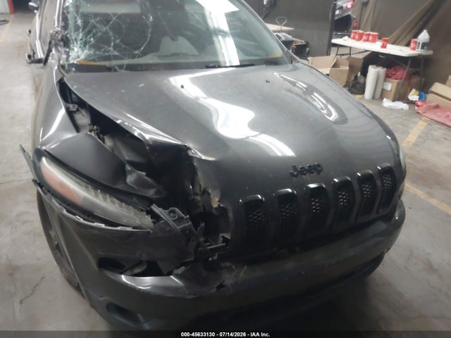1C4PJLDB2JD618486 Jeep Cherokee Limited Fwd