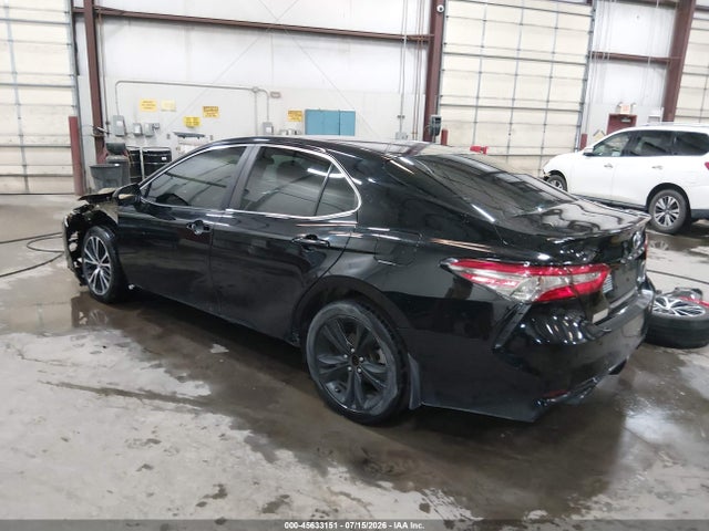 4T1B11HK4JU151091 Toyota CAMRY SE