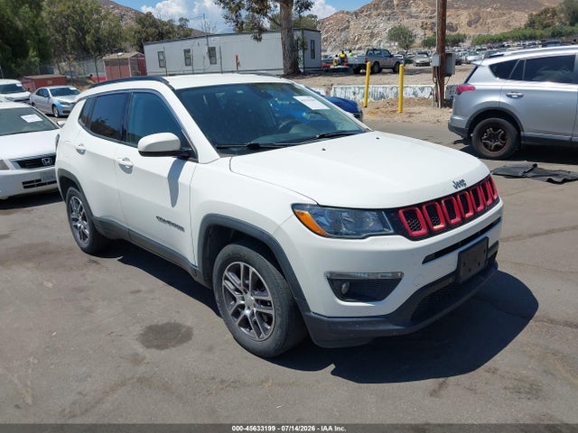 Jeep Compass Latitude Fwd 2018 3C4NJCBB9JT182420 головне зображення