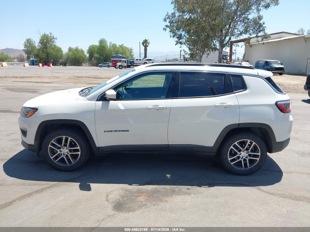 3C4NJCBB9JT182420 Jeep Compass Latitude Fwd