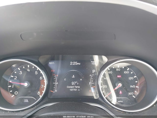 3C4NJCBB9JT182420 Jeep Compass Latitude Fwd