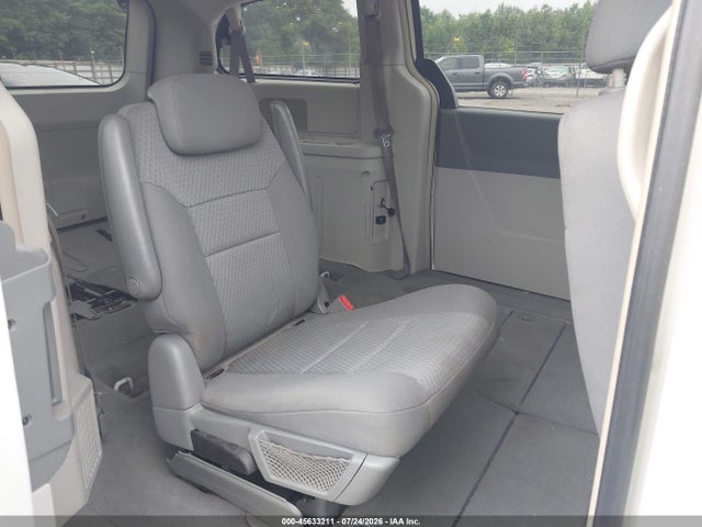 45633211 :رقم المزاد ، 2D4RN5D15AR210399 vin ، 2010 Dodge Grand Caravan Sxt مزاد بيع