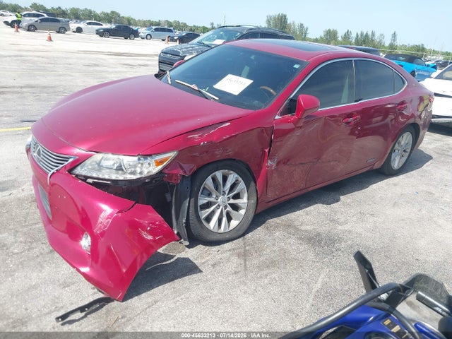 2015 Lexus Es 300h მანქანა იყიდება აუქციონზე, vin: JTHBW1GGXF2086610, აუქციონის ნომერი: 45633213