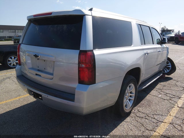 Chevrolet Suburban Lt 2017 1GNSKHKC8HR204522 Image 4
