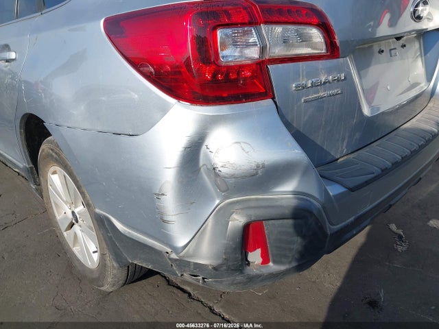 Subaru Outback 2.5i Premium 2018 4S4BSAFC8J3348814 Image 18