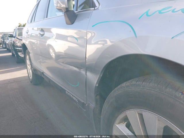 Subaru Outback 2.5i Premium 2018 4S4BSAFC8J3348814 Image 21