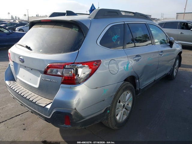 Subaru Outback 2.5i Premium 2018 4S4BSAFC8J3348814 Image 4