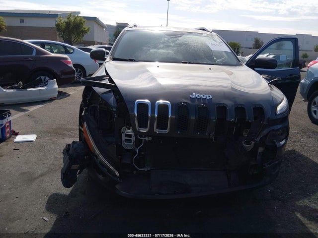 1C4PJLCB1GW171678 Jeep Cherokee Latitude