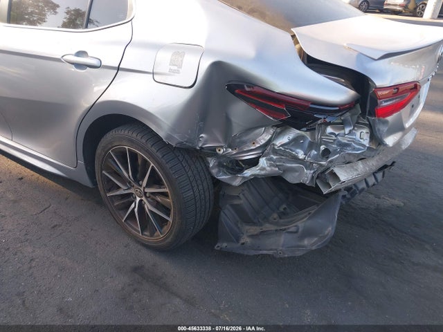 4T1G11AK8MU601331 Toyota CAMRY SE