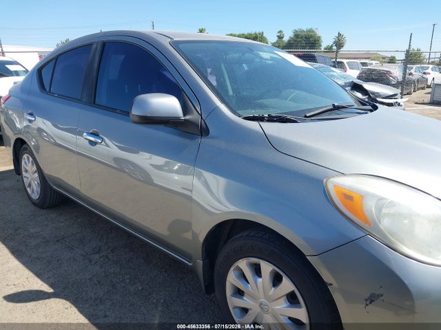 3N1CN7AP8EK440621 Nissan Versa 1.6 Sv