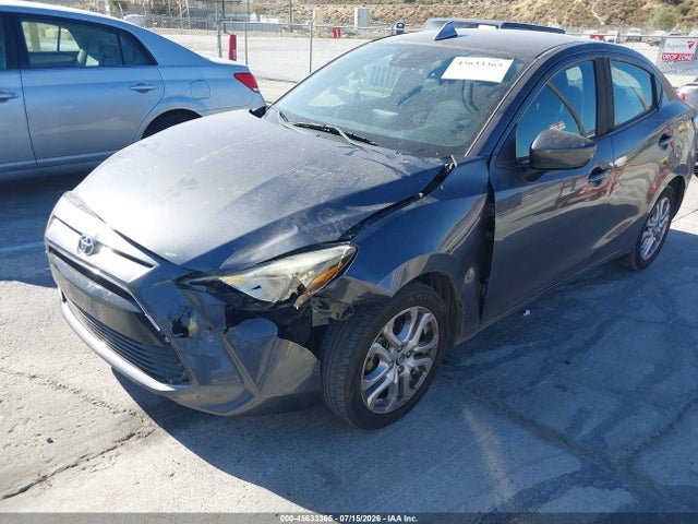 3MYDLBYV7HY165065 Toyota YARIS IA