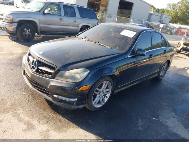 Продажа на аукционе авто 2013 Mercedes-benz C 250 Sport, vin: WDDGF4HB8DF971217, номер лота: 45633399