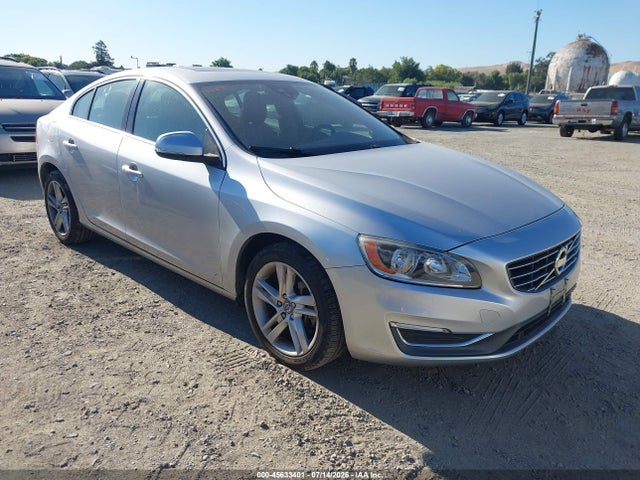 45633401 :رقم المزاد ، YV1612FS4E2276831 vin ، 2014 Volvo S60 T5 مزاد بيع