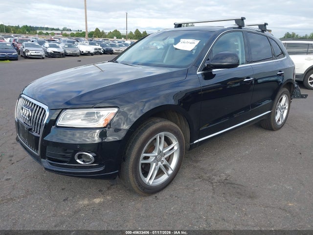 Audi Q5 2.0t Premium 2016 WA1L2AFP4GA136213 Image 2