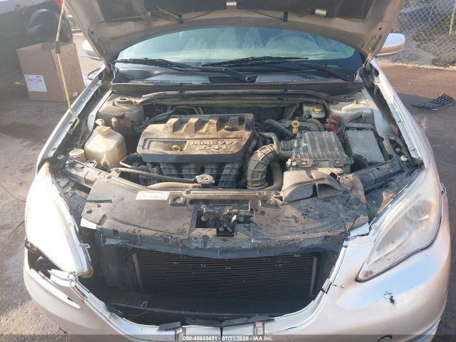 Продажа на аукционе авто 2012 Chrysler 200 Lx, vin: 1C3CCBAB4CN282428, номер лота: 45633431