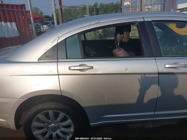 Продажа на аукционе авто 2012 Chrysler 200 Lx, vin: 1C3CCBAB4CN282428, номер лота: 45633431