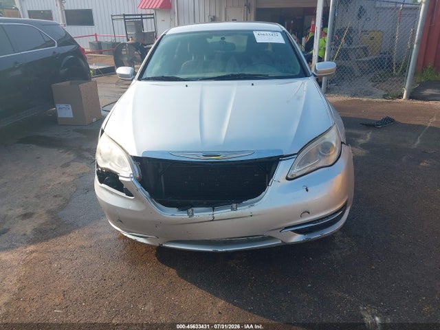 Продажа на аукционе авто 2012 Chrysler 200 Lx, vin: 1C3CCBAB4CN282428, номер лота: 45633431