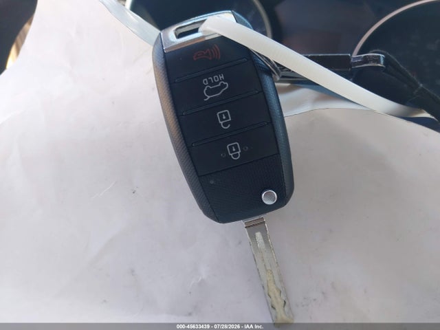Продаж на аукціоні авто 2015 Kia Sedona Lx, vin: KNDMB5C15F6041808, номер лоту: 45633439