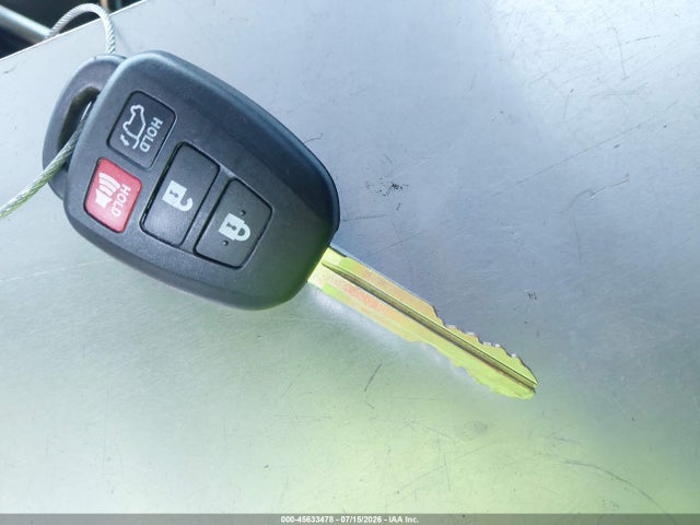 4T1BF1FK9HU753595 Toyota CAMRY LE