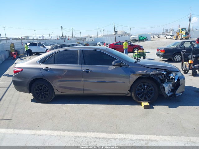 4T1BF1FK9HU753595 Toyota CAMRY LE