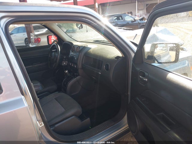 45633511 :رقم المزاد ، 1C4NJRBB5DD263587 vin ، 2013 Jeep Patriot Sport مزاد بيع